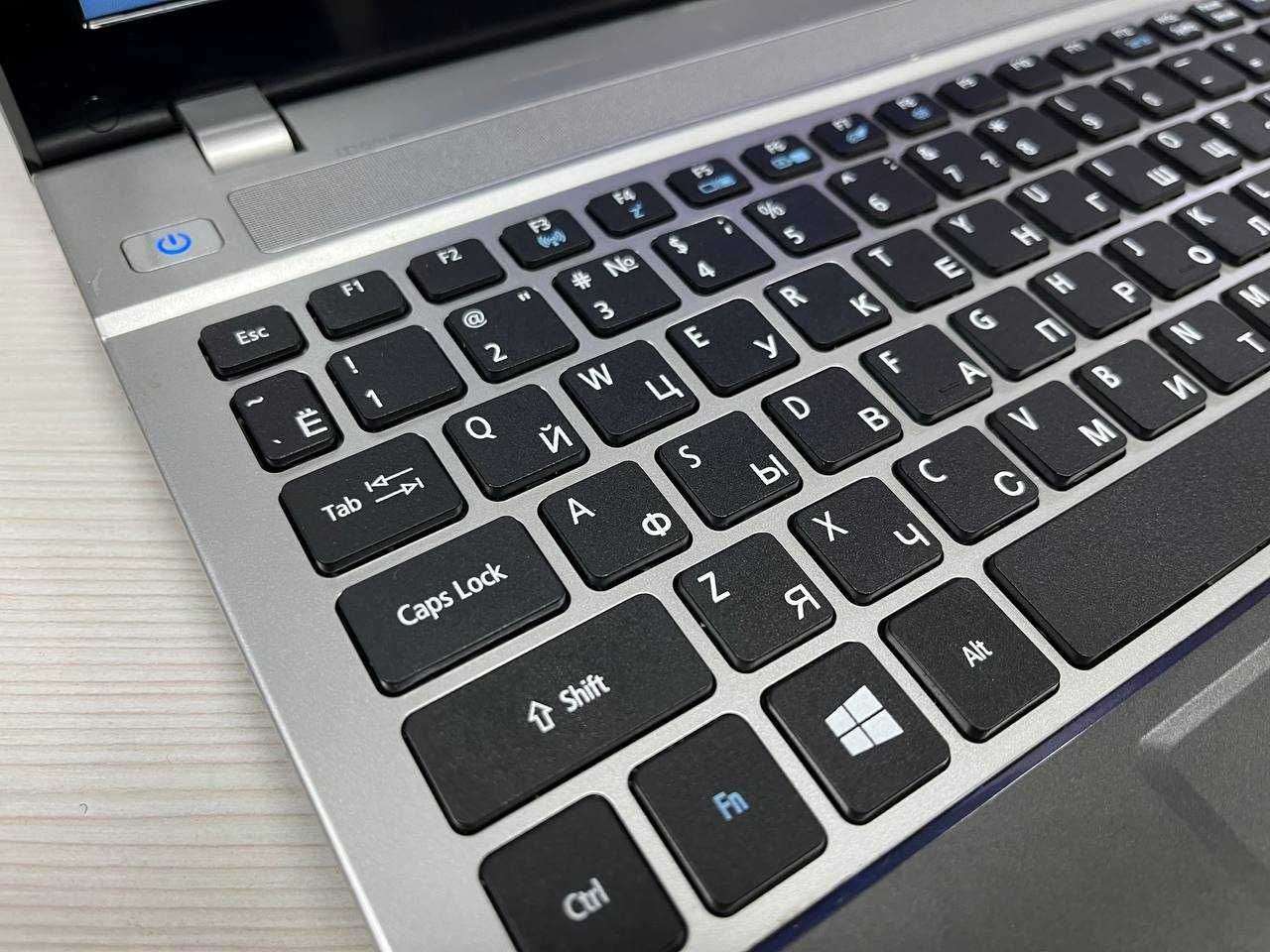 ACER V3 AMD A10*ОЗУ 8/SSD 256/hdd 320/Хорошем состоянии Абая 79