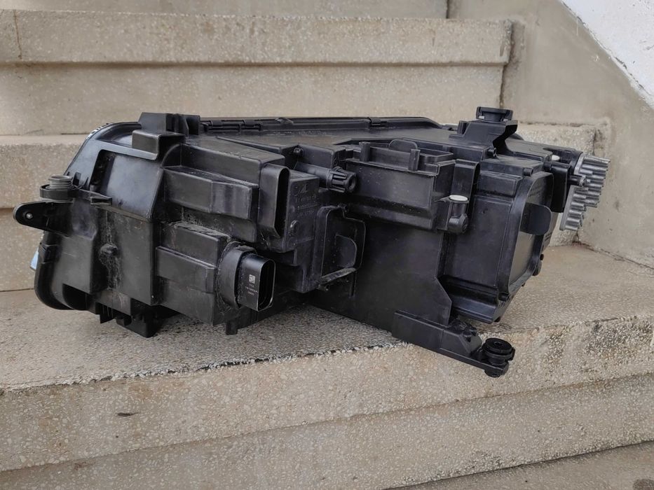 Фар VW Tiguan 5N FULL LED десен / Фар Тигуан / Фар Tiguan Оригинален