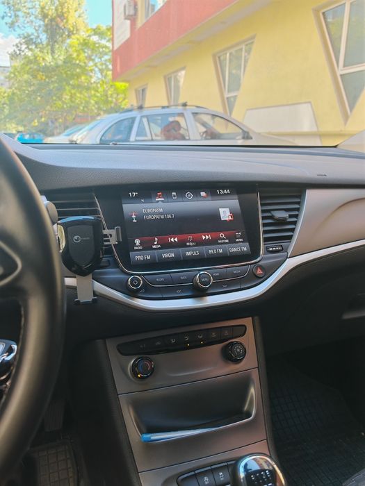 Opel astra K diesel 1.6 turbo 110 cp în perfecta stare