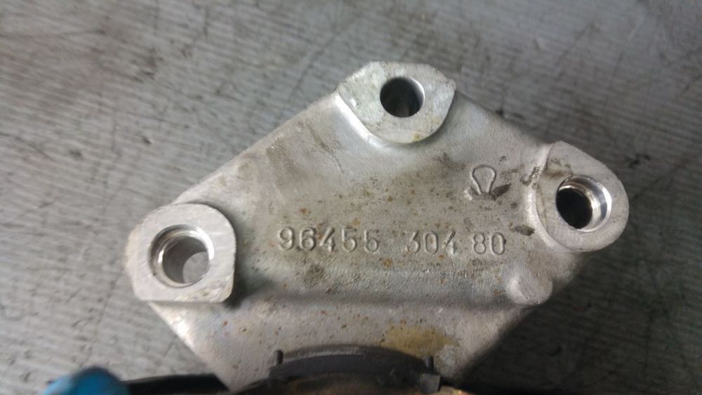 tampon motor 1.6 hdi citroen c4 peugeot 307 9645530480