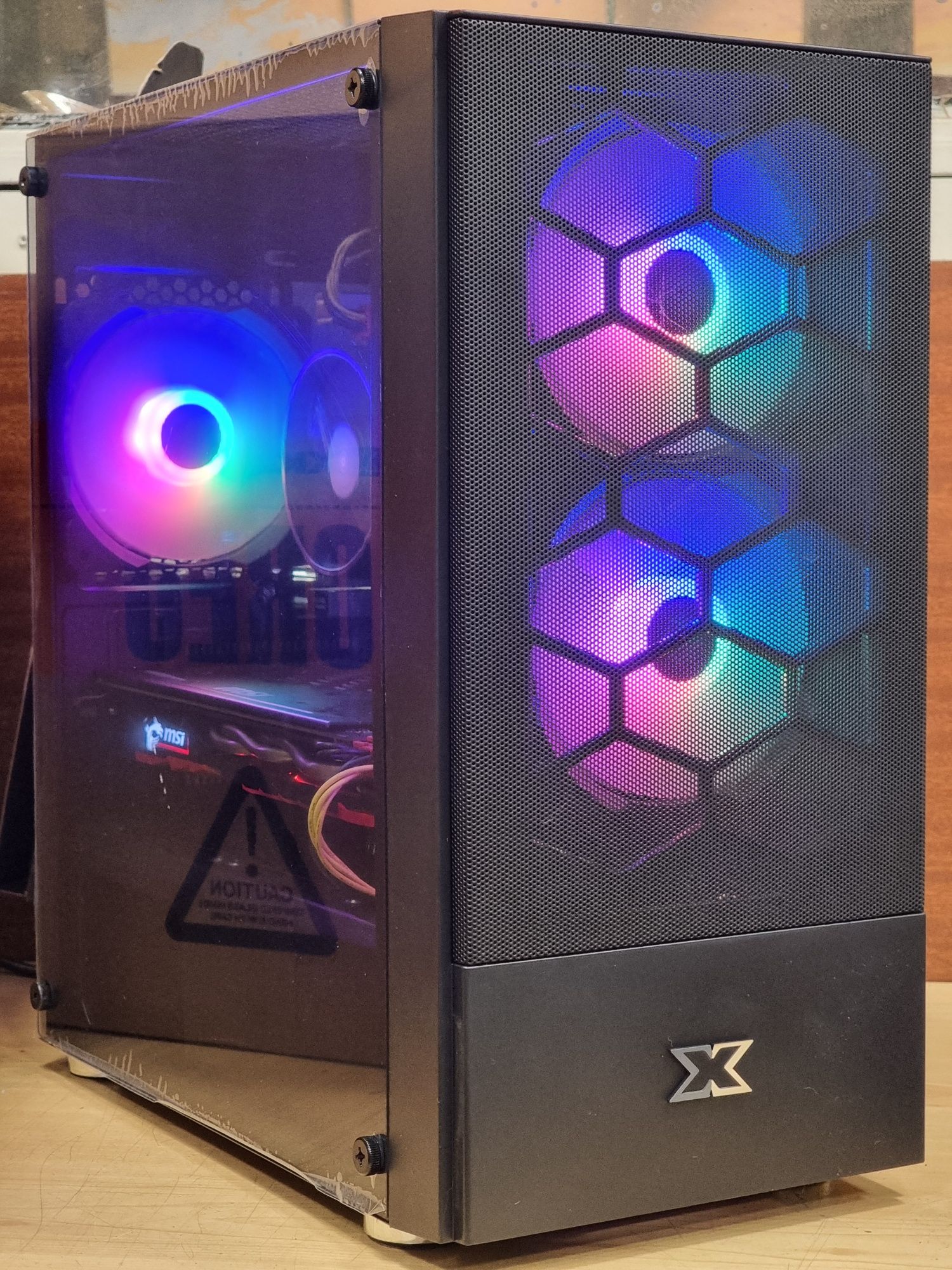 Геймърски Компютър/Ryzen 7 1700/16GB RAM/SSD-512GB/GTX 1060 6GB
