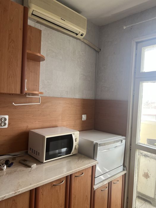 Дава се под наем Тристаен апартамент в Плевен, Сторгозия - 68 кв.м за 255 € - Снимка #6