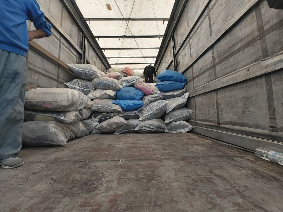 Дрехи на едро втора употреба