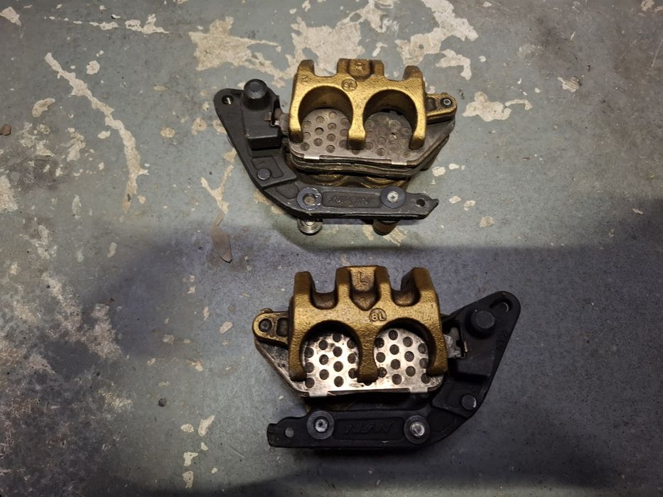 Etrieri cu placute pentru Triumph street triple 675 model 2008-2016