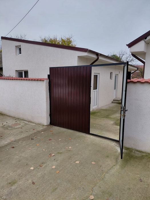 Închiriez casā în Constanța Valu lui Traian!