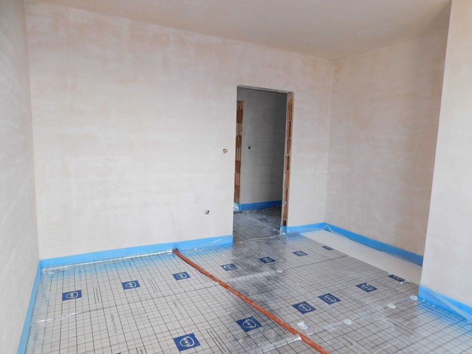 Продава се Тристаен апартамент в Търговище, Център - 105 кв.м за 646 €/кв.м - Снимка #7