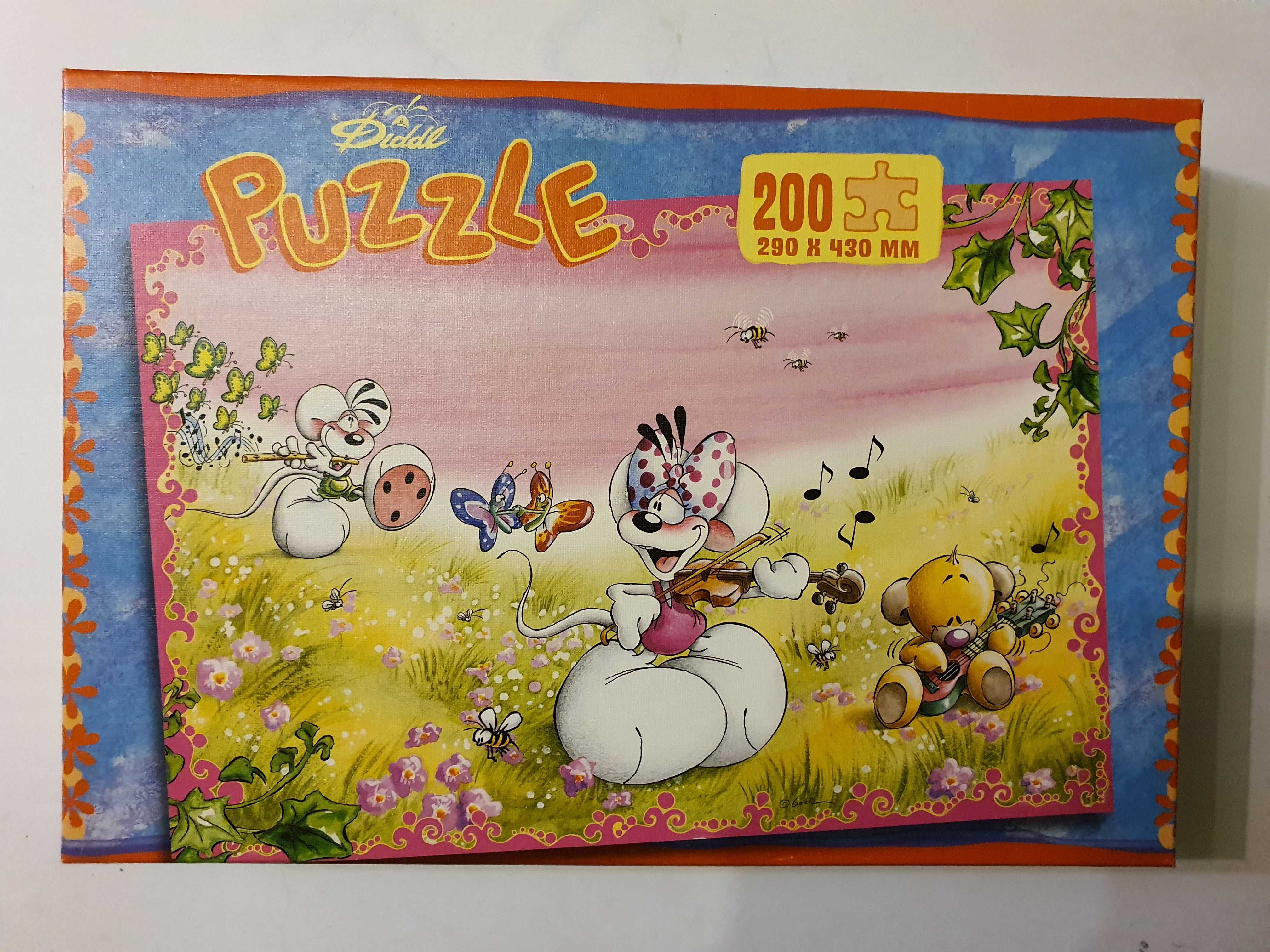 Puzzle 200 piese cu soricelul Diddl