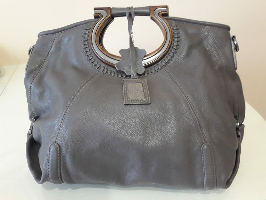 Продам фирменную кожанную сумку женскую производства Турция,  новая