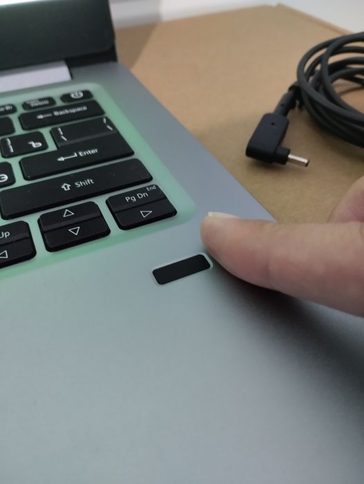Ноутбук Acer swift ssd