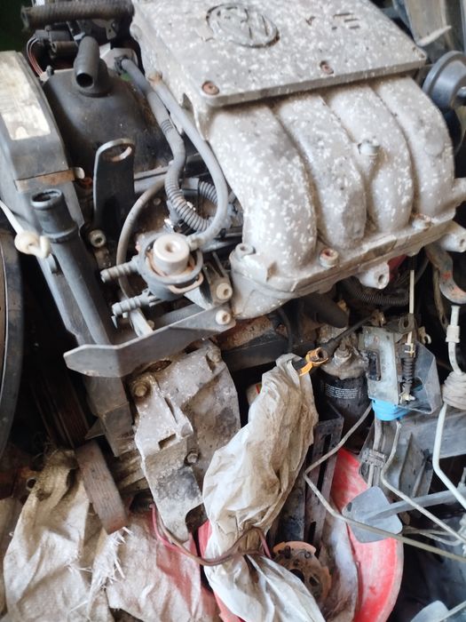 Продам двигатель контрактный гольф 3,4