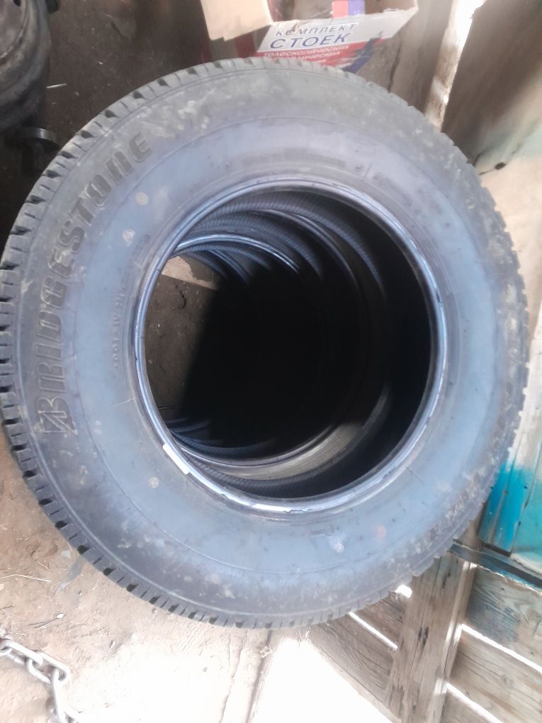 Продам шины 205 R16c