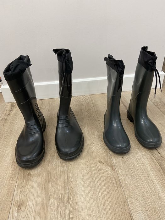 Новые резиновые сапоги. Обе пары за 3000 тг