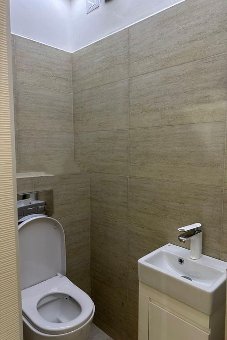 Дава се под наем Тристаен апартамент в София, Витоша - 75 кв.м за 820 € - Снимка #9