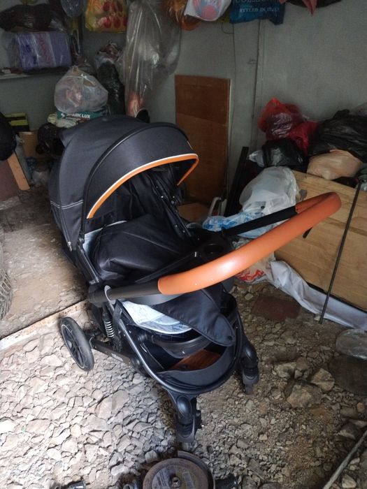 Продам детскую коляску