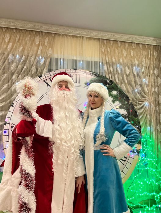 Костюмы Деда Мороза и Снегурочки