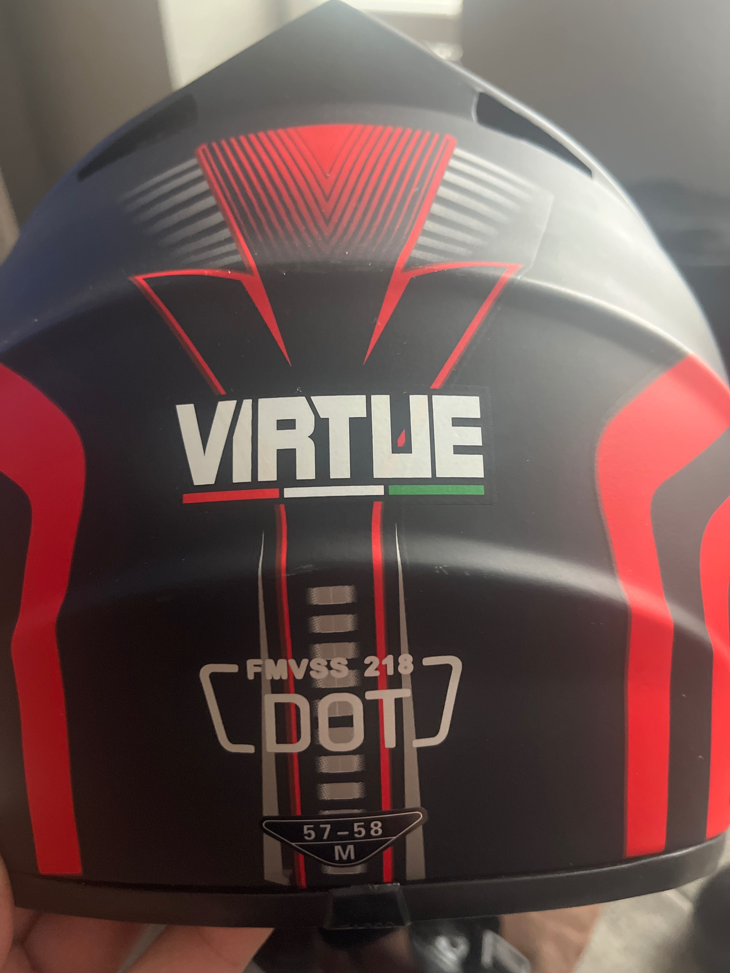 Каска virtue нова