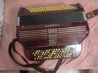 Vând acordeon Hohner Armonica