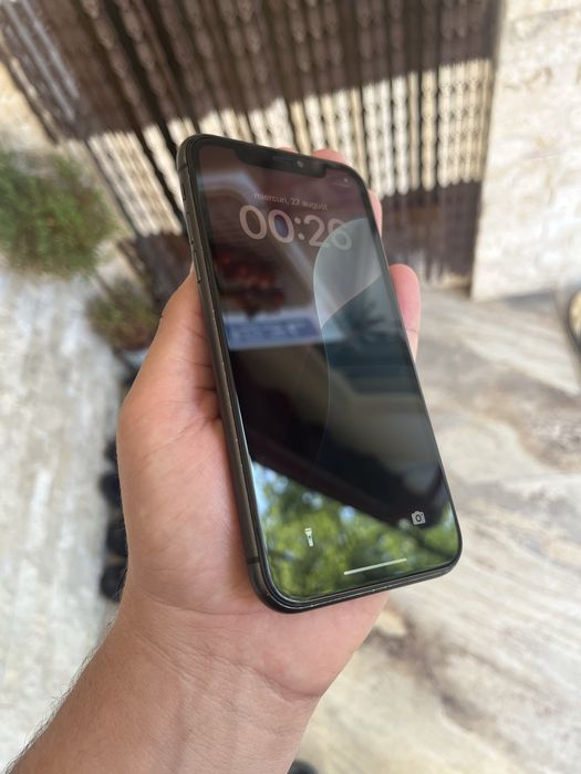 Iphone 11 black 64 gb