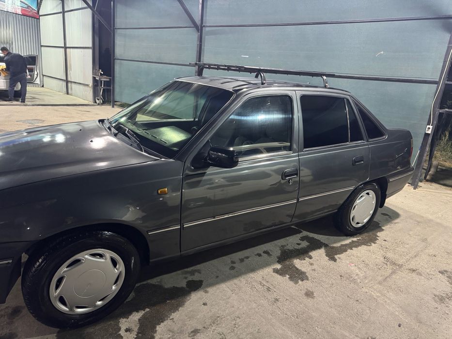 Nexia 1 sotiladi 1999