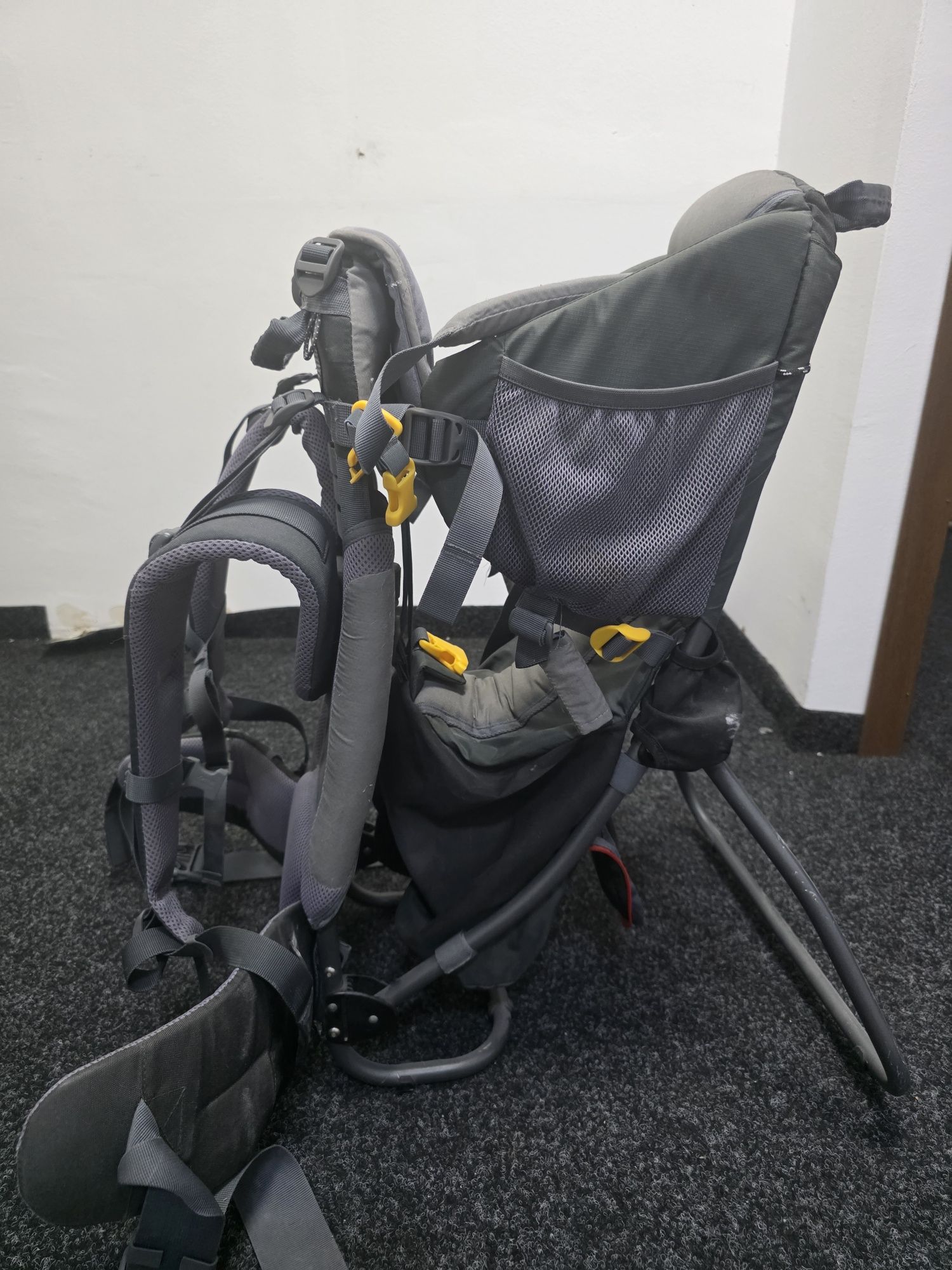 Port bebe pentru munte Deuter