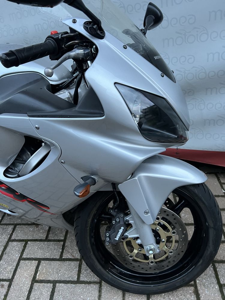 Motoideea vinde Honda CBR 600 F4i   2001 Rate