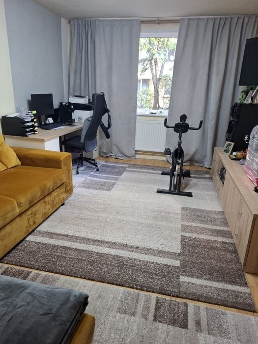 Vând apartament 3 camere, P/4