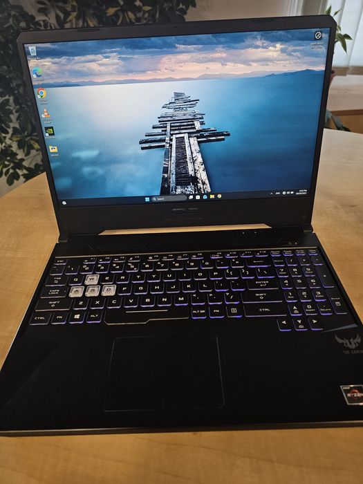 Laptop Gaming Asus FX505DT 16GB-RAM Ryzen7  1650 4Gb