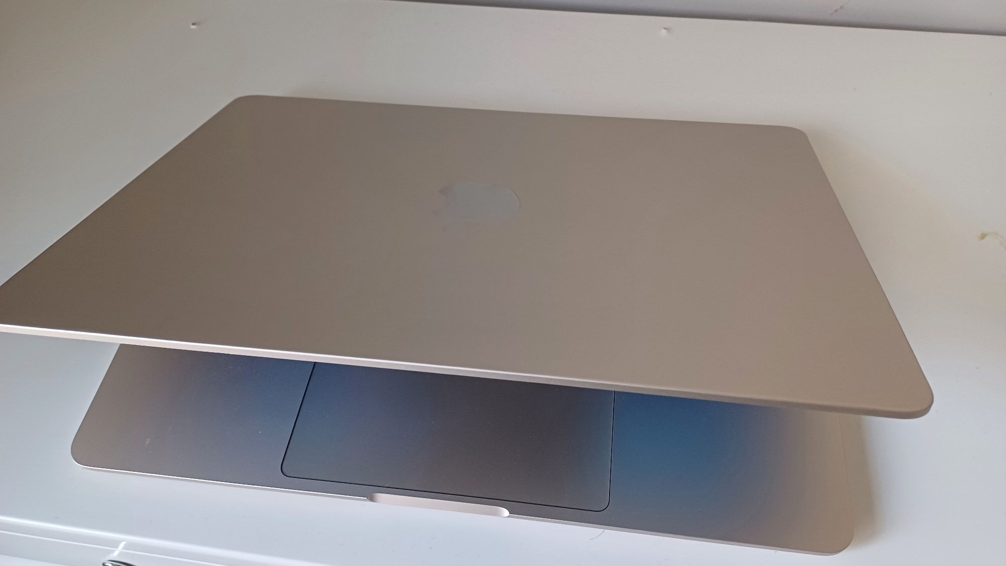 Лаптоп Apple MacBook Air M3 13.6" 24RAM 512SSD/ Space Gray /