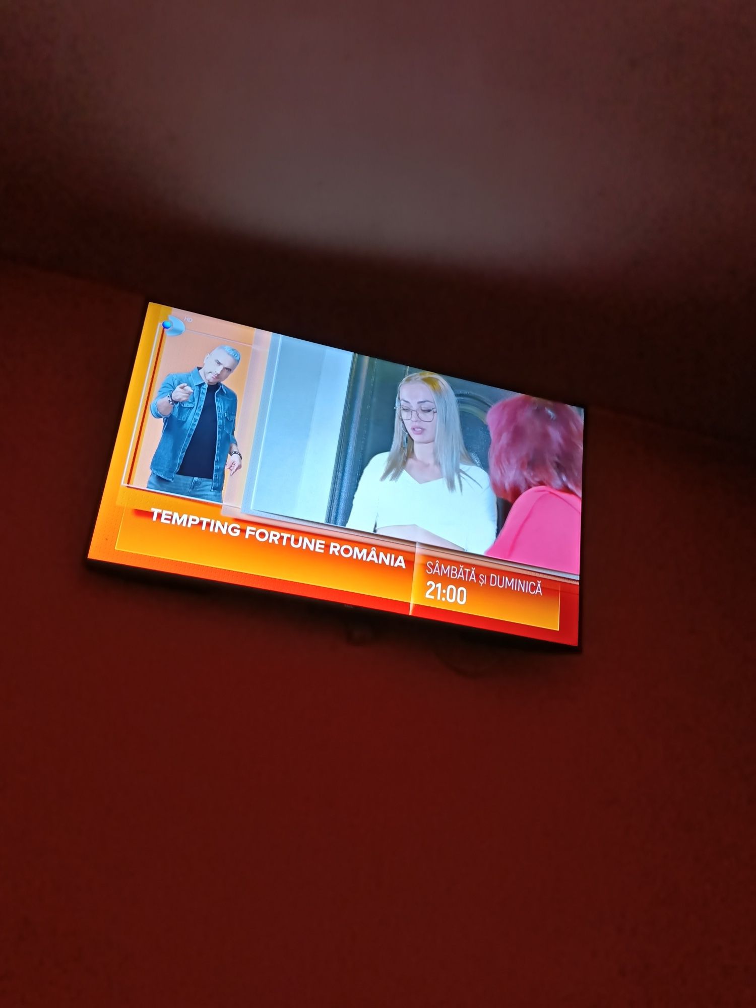 Vând TCL Smart este puțin folos în stare bună