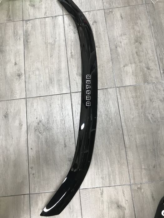 Deflector capotă Duster 2010-2025 plastic cu scris