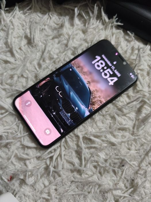 iPhone XS 64GB 92% Battery