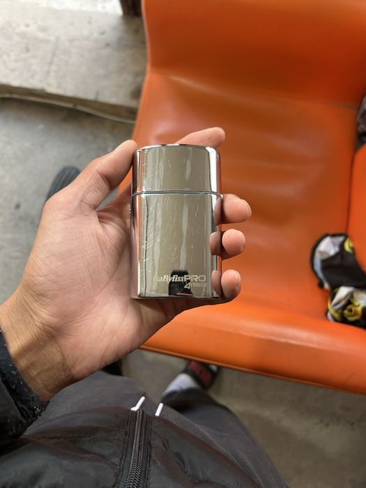 Vand sheivar babyliss in state foarte buna de functonare maxim 5 tuns