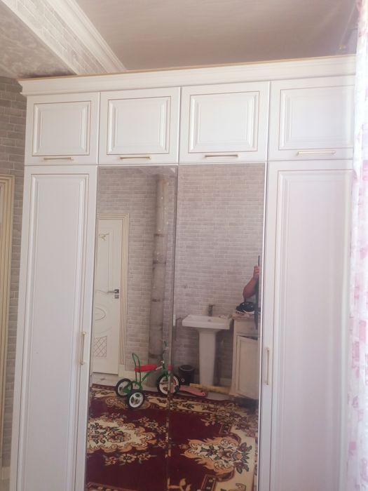 2 этажды үй сатылады Самал 2 де