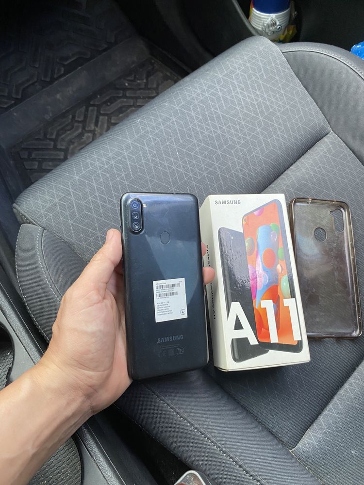 Samsung A11 идеальный состояние