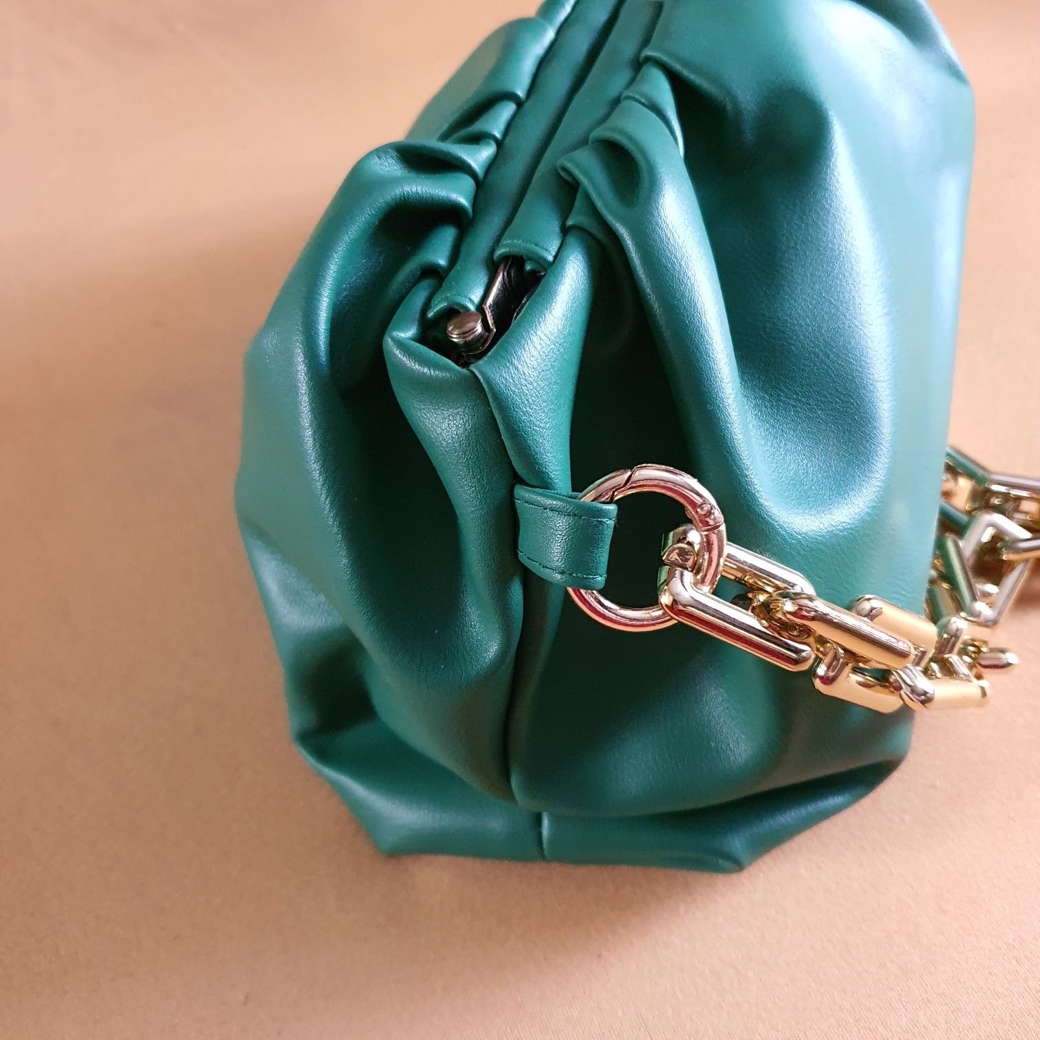 Geanta Bottega Veneta verde