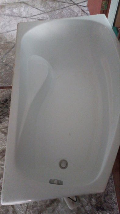 Продам ванну в хорошем состоянии