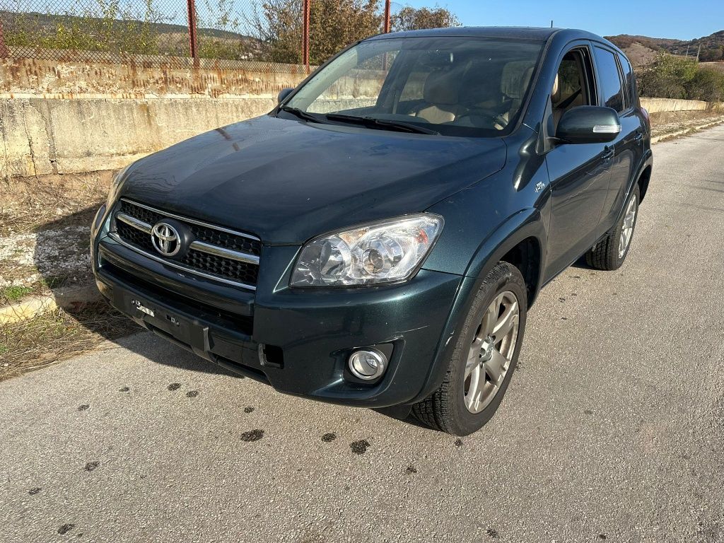 Toyota RAV 4 2.2 Dcat Automat НА ЧАСТИ !!