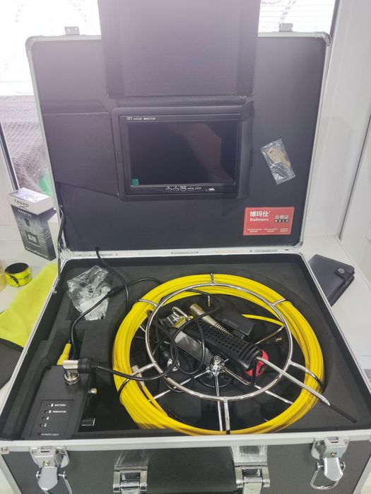 Продам  видео камеру Новую