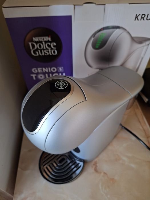 Кафе машина Dolce Gusto Genio S touch
