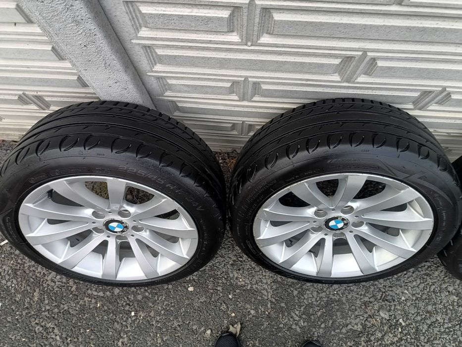 Vând un set de jante BMW R17 5*120
8J et34