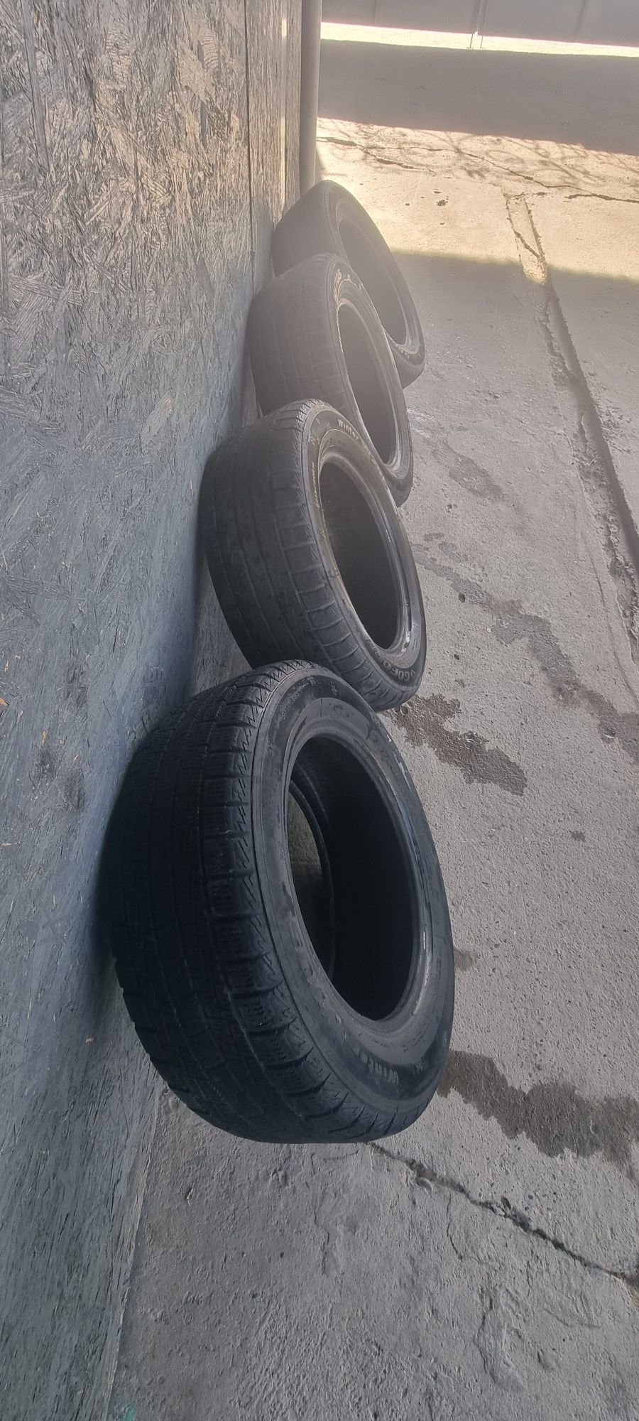 Продам шины r 16