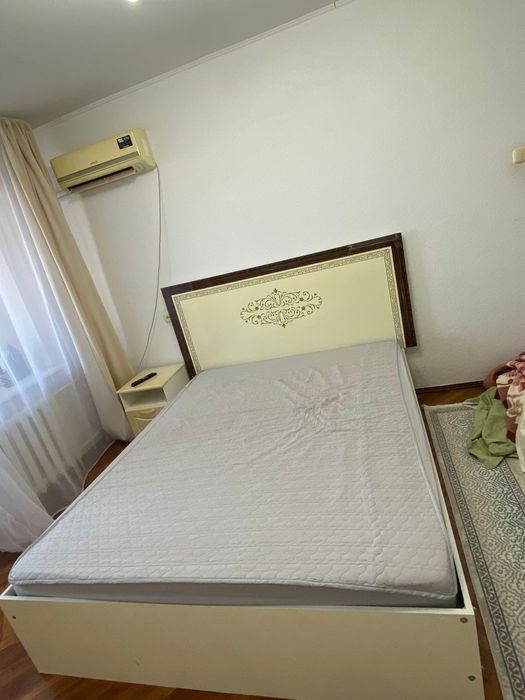 Продам двухспальную кровать