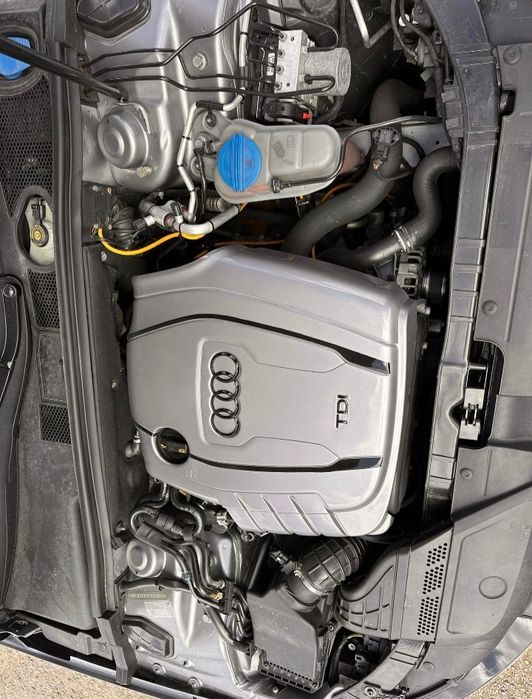 Audi A4 S line 2015   vand sau schimb cu Buldo excavator,miniexcavator
