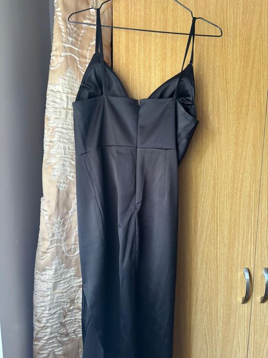 Rochie neagră elegantă