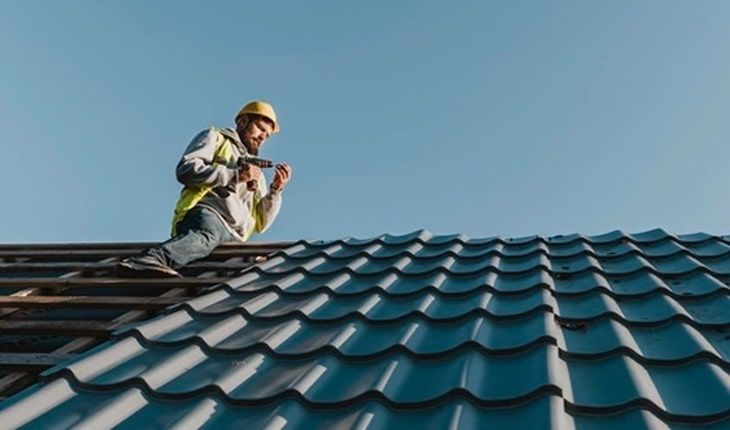 Acoperisuri si reparatii de Urgenta 

Montaj tiglă metalică

Reparatii