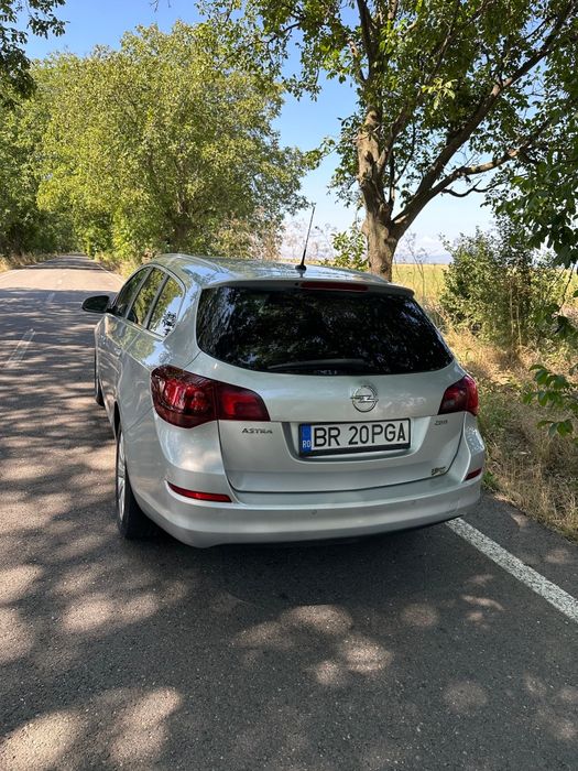 Opel astra j 1.7