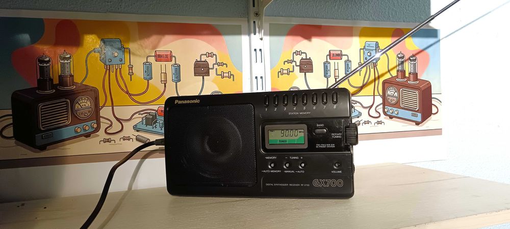 World radio Panasonic RF3700 GX700 (Matsushita)
