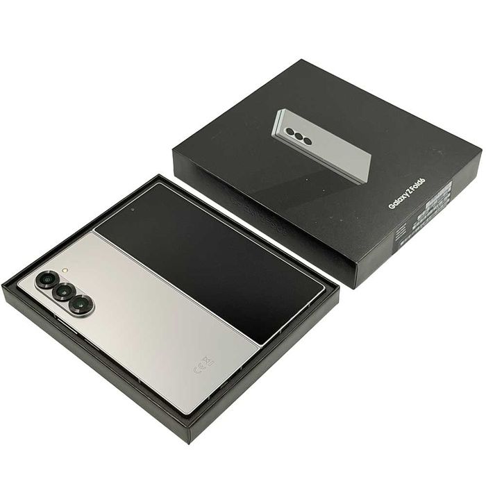 Magazin samsung z fold 6 256gb foarte bun silver shadow cu garantie