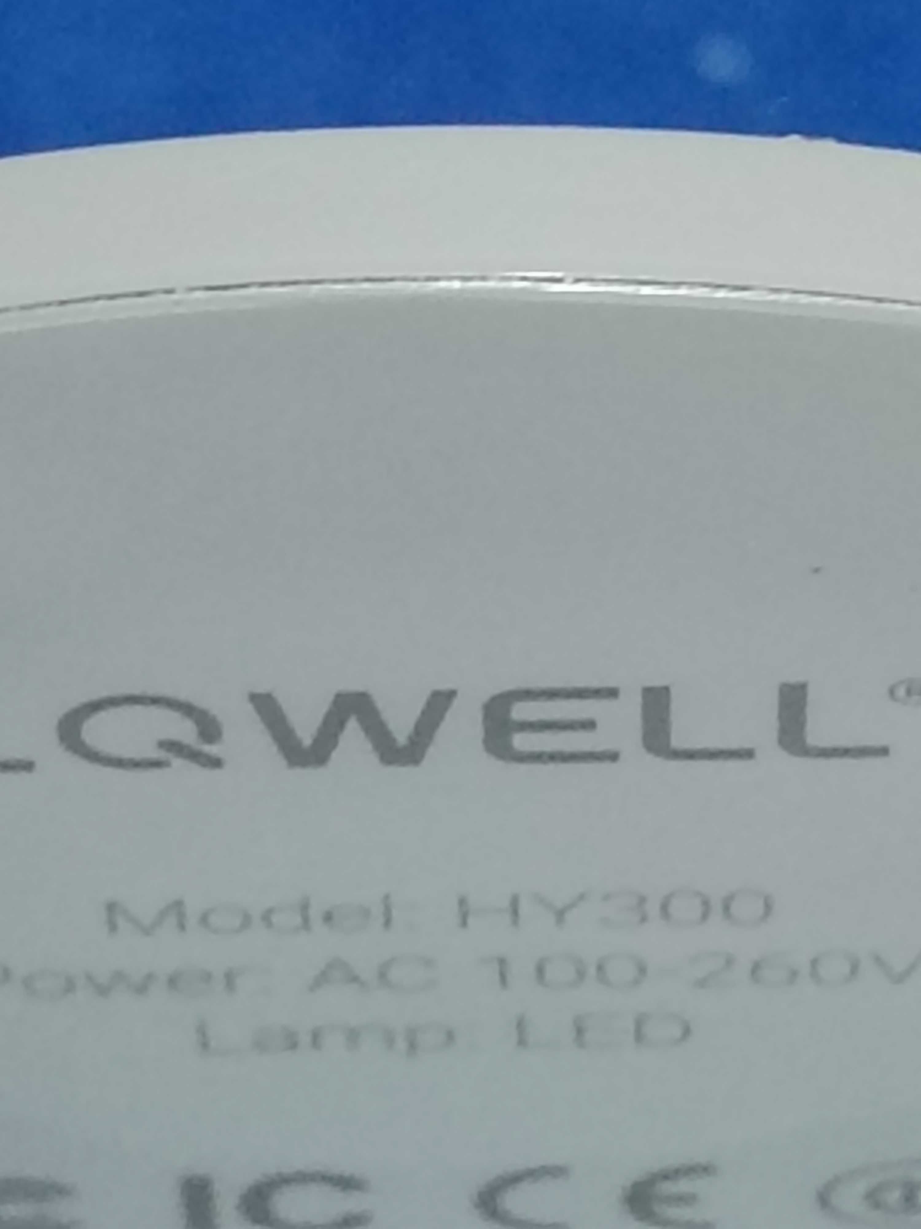 LQWELL HY300 și Elephas proiectoare cu Led, defecte