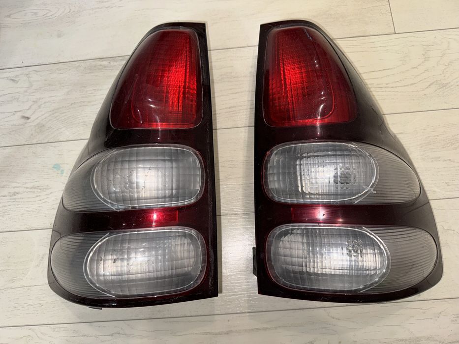 Задние фонари на Toyota Land Cruiser Prado 120